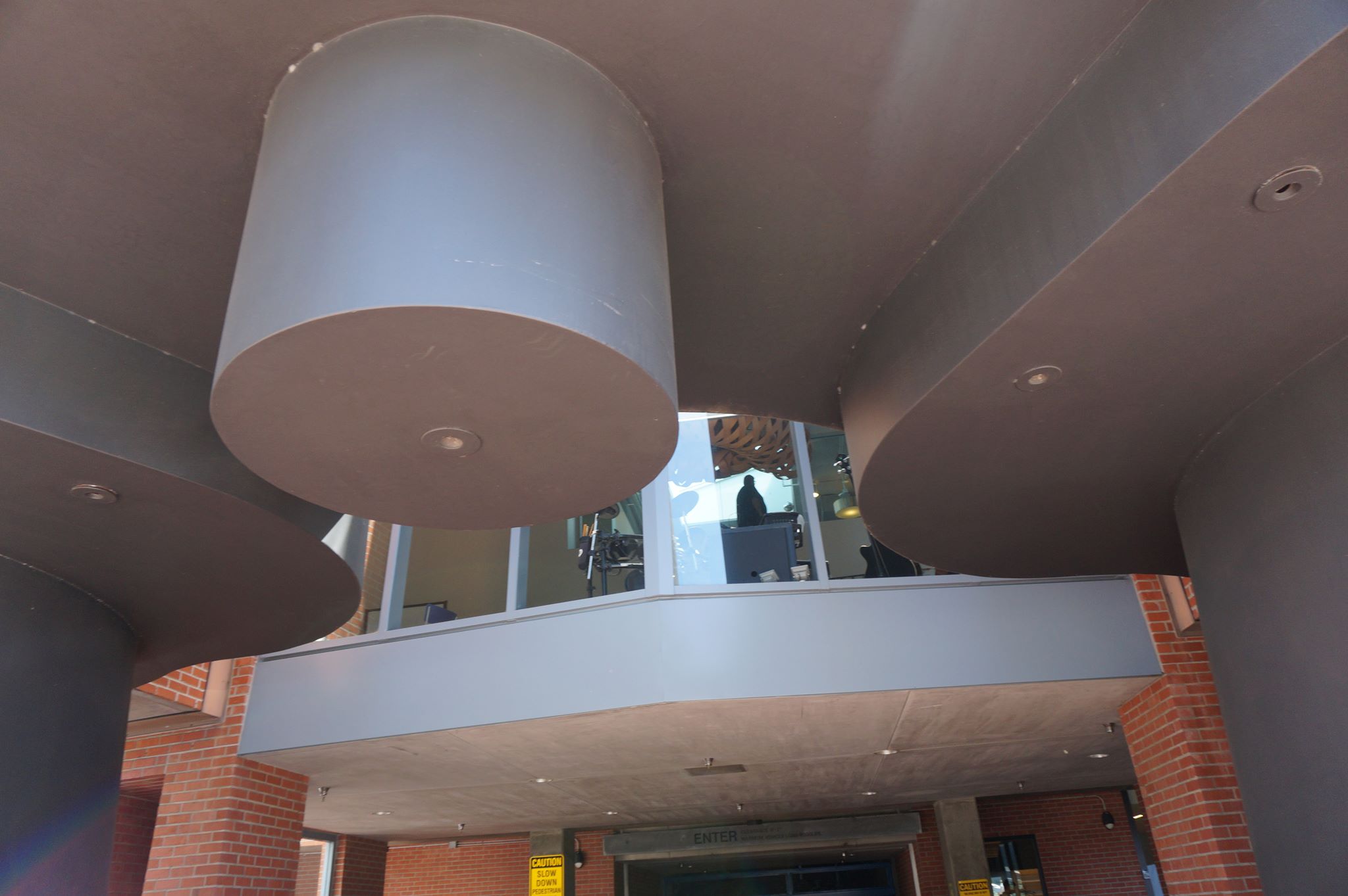 Frank O. Gehry , Binoculars Building, 2001, 340 Main Street, Venice